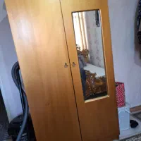 کمدلباس بارنگ طلایی شیک وزیبا