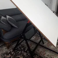 میز  نقشه کشی و طراحی در حد نو و کاملا سالم|میز تحریر و کامپیوتر|اردبیل, |دیوار