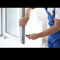 نصاب تعمیرات و رگلاژ درب و پنجره آلمینیومی و UPVC|خدمات پیشه و مهارت|تهران, فرمانیه|دیوار