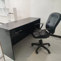 میز و صندلی