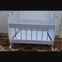 کنار تخت و گهواره کودک