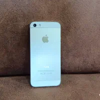 گوشی اپل در حد نو با کارتن و لوازم تماس