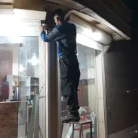 نصب و تعمیر درب کرکره ونصب شیشه سکوریت وجوشکاری|خدمات پیشه و مهارت|بندر ماهشهر, |دیوار