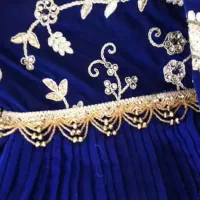 فروش دو دست لباس مخمل سبز و کاربنی