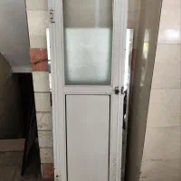 در حمام و سرویس آلمینیوم