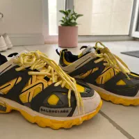 کفش طرح balenciaga