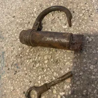 قفل|کلکسیون اشیاء عتیقه|کرج, عظیمیه|دیوار