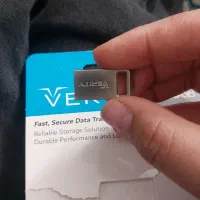 فلش ۱۶ گیگ استفاده نشده|لوازم جانبی موبایل و تبلت|ری, منصوریه منگل|دیوار