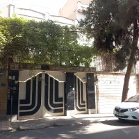 اجاره یک واحد ۱۲۰متری واقع در ملک دربستی دوطبقه