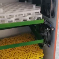 یک دستگاه جوجه کشی 126تای تمام اتوماتیک