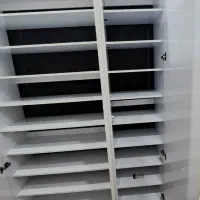 پارتیشن و کمد قفسه بندی شده
