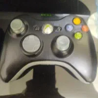 XBOX 360  دسته 2|کنسول، بازی ویدئویی و آنلاین|کاشان, صفی آباد|دیوار