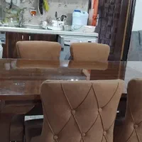 میز ناهارخوری