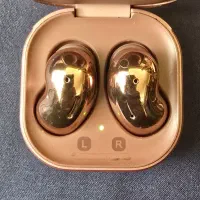 گلکسی بادز لایو