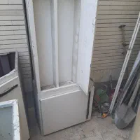 کابینت و لوله آب