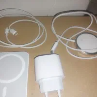 پاور بانک ایفون به همراه شارژ و سیم