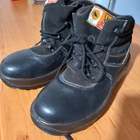 کفش ایمنی سایز۴۱