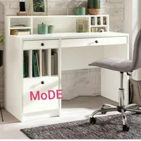 میز تحریر و کامپیوتر.|میز تحریر و کامپیوتر|اراک, |دیوار