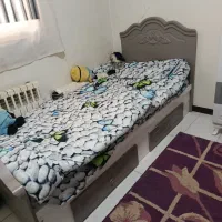 تخت کمد ومیز تحریر