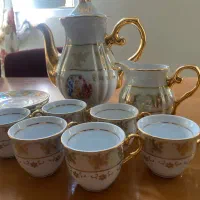قهوه خوری سه دختر