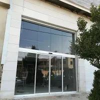 درب و کرکره برقی.شیشه سکوریت . احدرهبر|مصالح و تجهیزات ساختمان|شیراز, شهرک صنعتی شیراز|دیوار