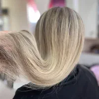 خدمات سالنی واجاره صندلی برای همکار