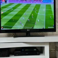 تلویزیون 42 اینچ LG \ سینما خانواده و 2 عدد باند|تلویزیون و پروژکتور|کرج, گلشهر|دیوار