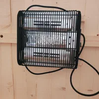 میز کرسی چوب روس سفارشی ساز به همراه هیتر برقی|مبلمان خانگی و میز عسلی|قم, دورشهر|دیوار