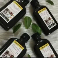 صد عدد ریکا سیاه