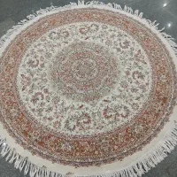 فرش گرد قطر ۱ نیم