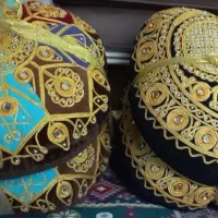 کوسن طرح سنتی آینه کاری شده