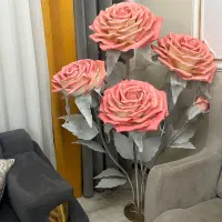 گل ۵شاخه کنار سالنی چراغ دار|گل مصنوعی|اردبیل, |دیوار