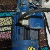 موتور برق و خازن