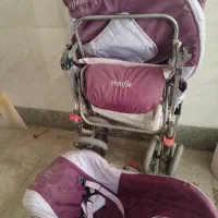 کالسکه و کریر نوزاد سالم