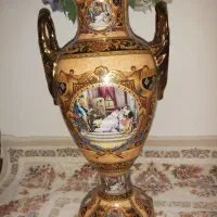 گلدان و گل و کشکول