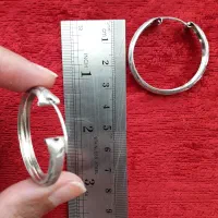 گوشواره نقره|جواهرات|ری, شهید غیوری (ابن باویه)|دیوار