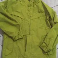 کاپشن گرم|لباس|فولادشهر, C8|دیوار