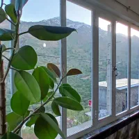 خانه اجاره ای یک شبه در اورامان تخت|اجارهٔ کوتاهمدت ویلا و باغ|اورامان, |دیوار