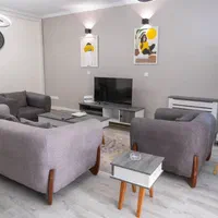 آپارتمان مبله ۸۰م ۲خ ولیعصر نبش بهشتی جنب مترو|اجارهٔ کوتاهمدت آپارتمان و سوئیت|تهران, آرژانتین|دیوار