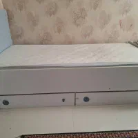 تخت و کمد کودک و نوجوان|تخت و صندلی بچه|شیراز, زرهی|دیوار