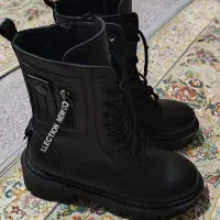 نیم بوت سایز۳۸ کاملا نو