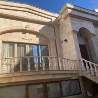 ویلایی اواسط هاشمیه