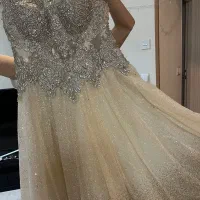 لباس عروس طلایی، مجلسی