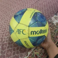 توپ فوتبال مولتن