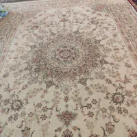 دو تخته فرش 2/5در3/5 جمعا18 متر