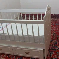 تخت نوزاد|تخت و صندلی بچه|قم, انسجام|دیوار