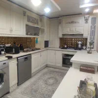 آپارتمان 3 خواب لوکس خیابان لاله