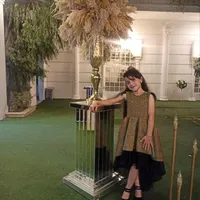 پیراهن مجلسی دخترانه همراه با گلسر و کفش