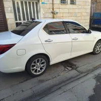 دنا پلاس اتوماتیک ۱۴۰۱