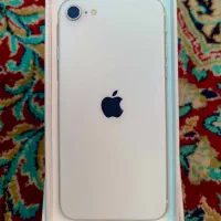 ایفون se 2020